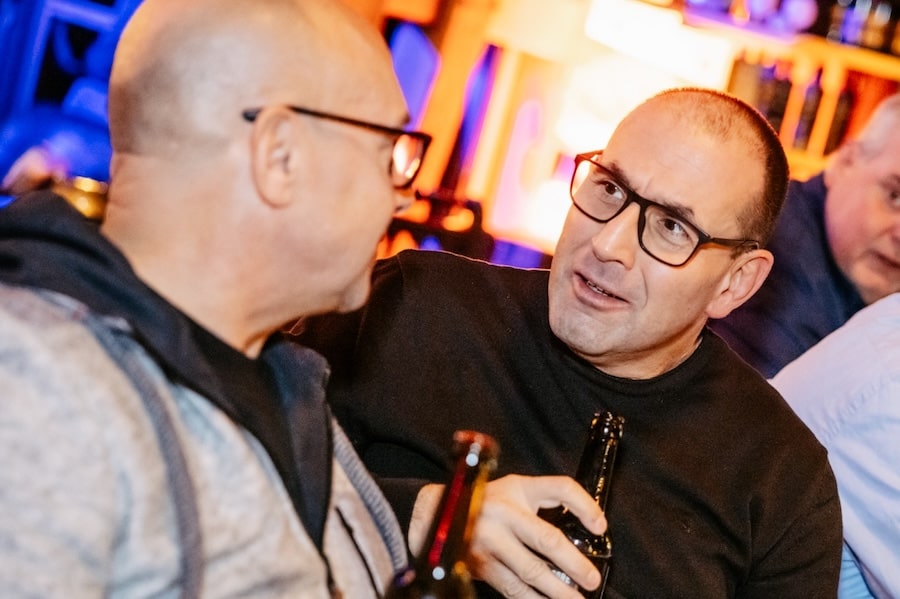 Pistole Hardcore-Food, triff Kunden und Kollegen auf Augenhöhe bei deiner Firmenveranstaltung