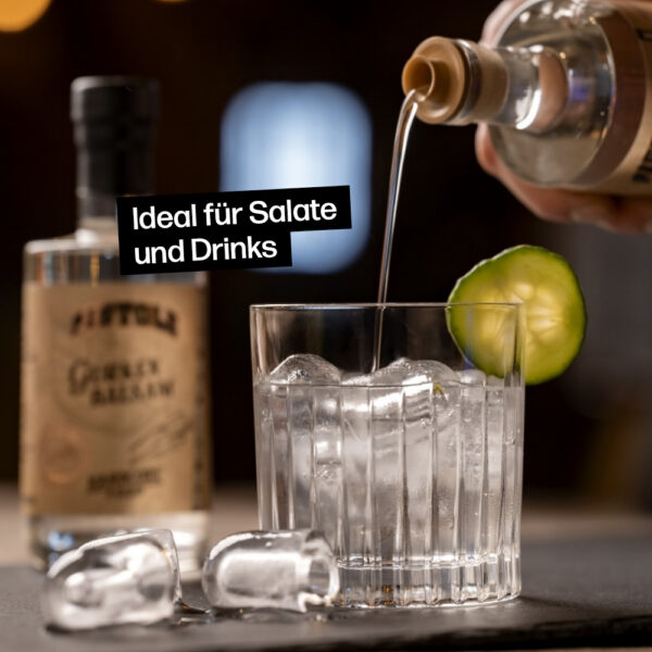 Gurken Balsamessig ist ideal für Salate und Drinks