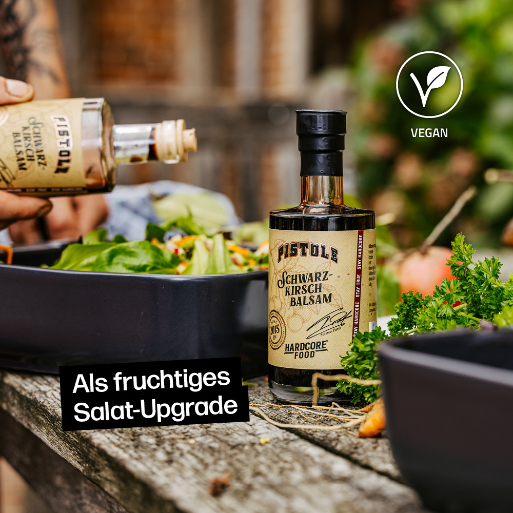 Schwarzkirsch Balsamessig als fruchtiges Salat-Upgrade